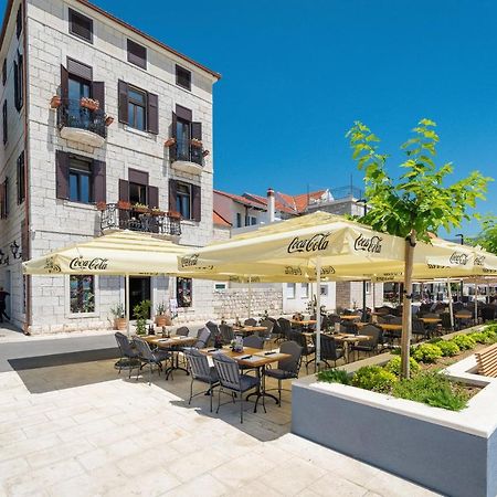 Luxury Apartments Perko Каштела Екстер'єр фото