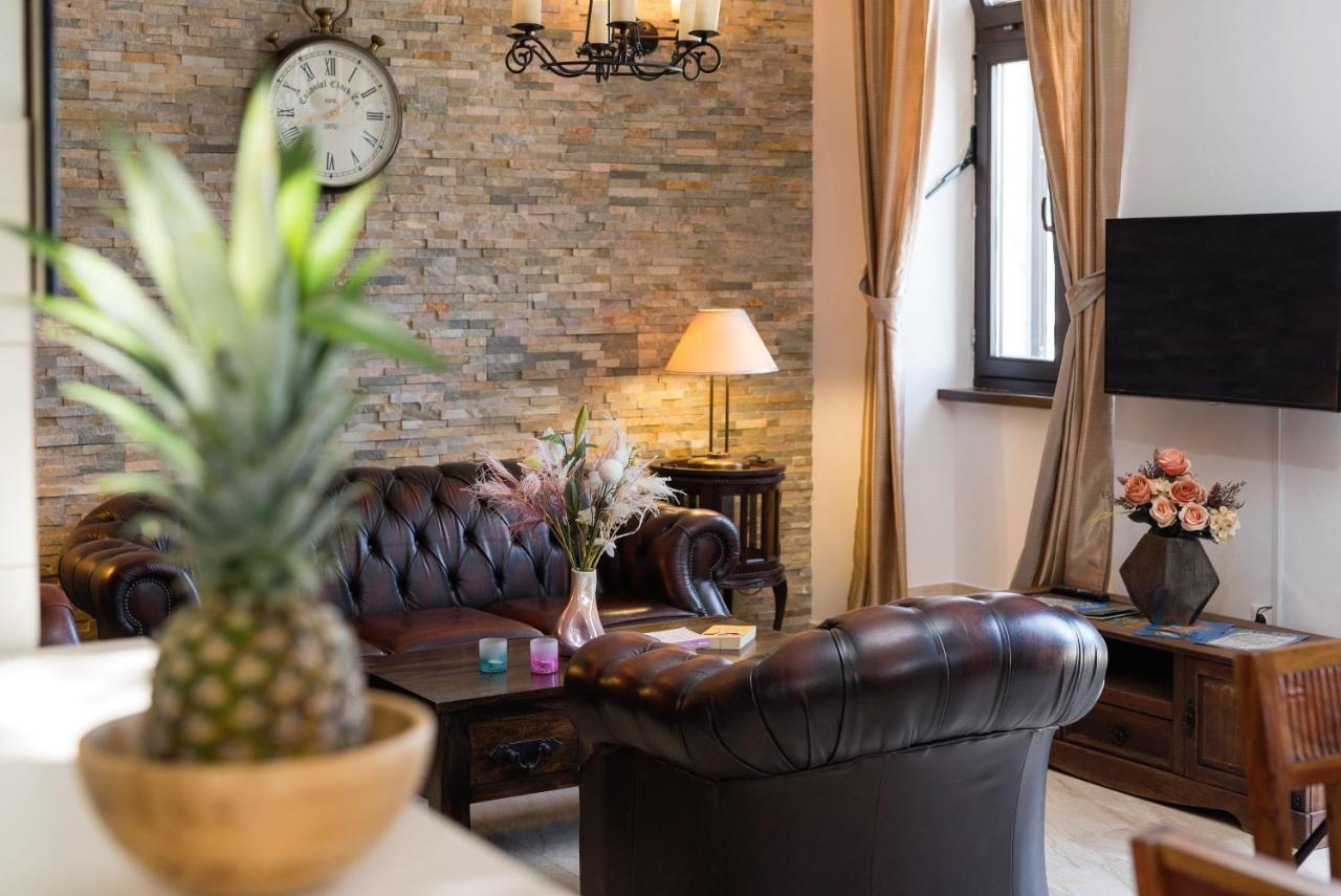 Luxury Apartments Perko Каштела Екстер'єр фото