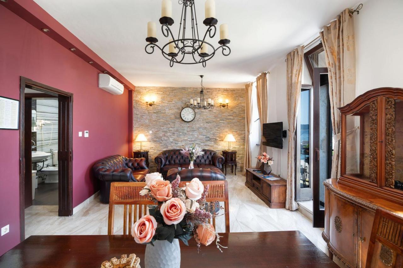 Luxury Apartments Perko Каштела Екстер'єр фото