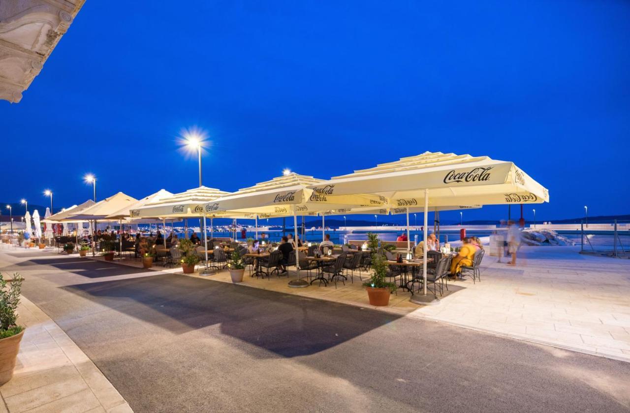 Luxury Apartments Perko Каштела Екстер'єр фото