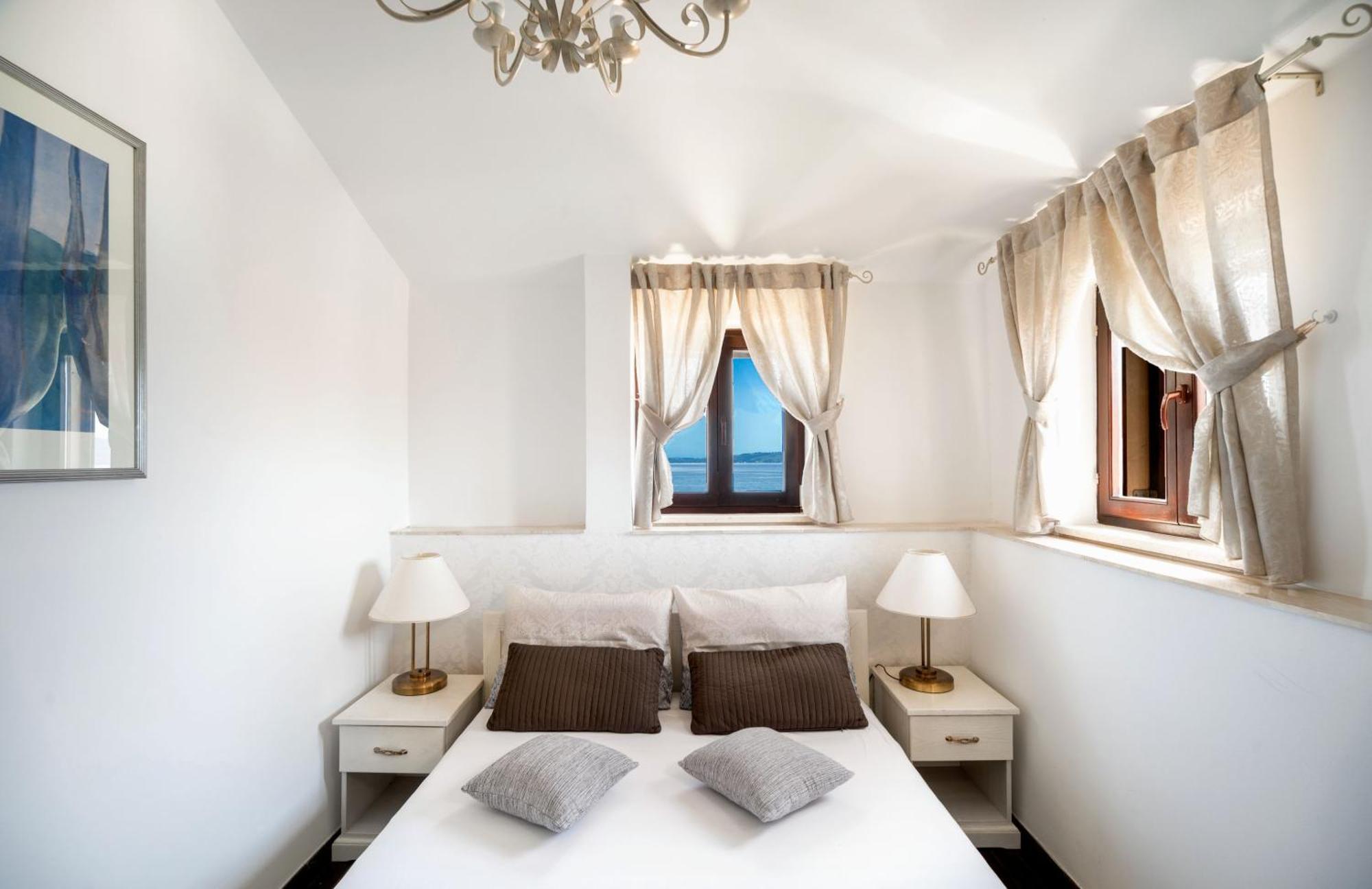 Luxury Apartments Perko Каштела Номер фото